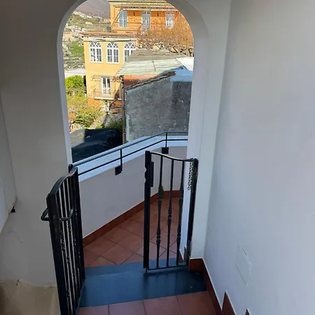 Sotto 'o Sole * ラヴェッロ